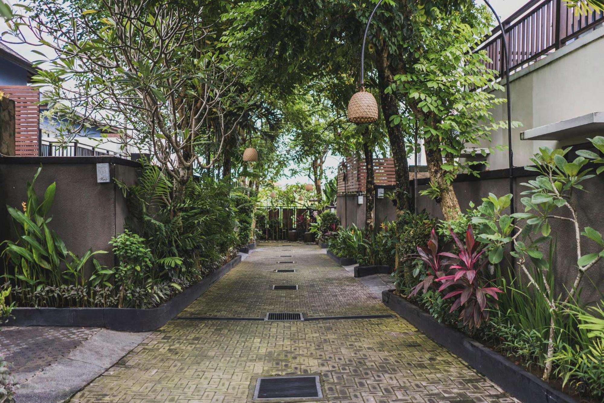Canggu Circle Villa By Ini Vie Hospitality Exterior foto